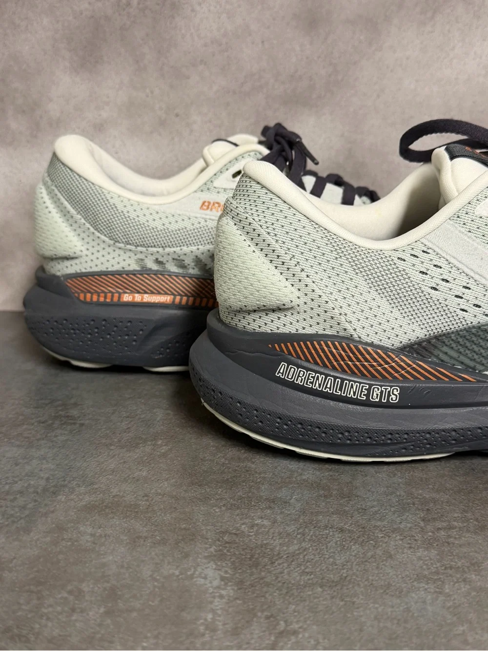 Brooks Adrenaline GTS 24 Women’s Running Shoes Mercury/Ebony/Copper Size 11.5B